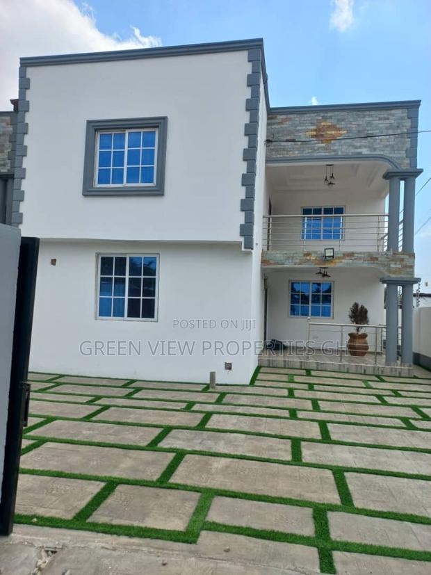 4bdrm Duplex in Taifa-Burkina for rent · Photo 1