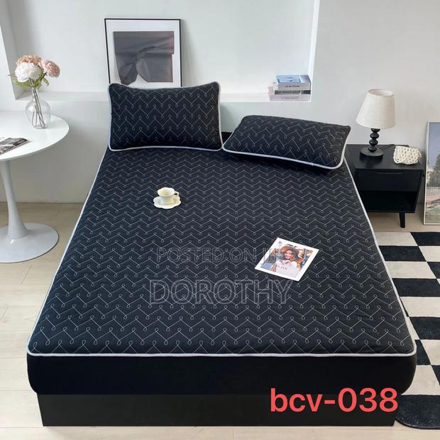 Water Proof Bed Covers · Photo 2