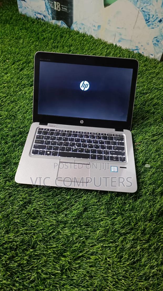 Laptop HP EliteBook 820 G3 8GB Intel Core I5 HDD+SSD 256GB · Photo 1