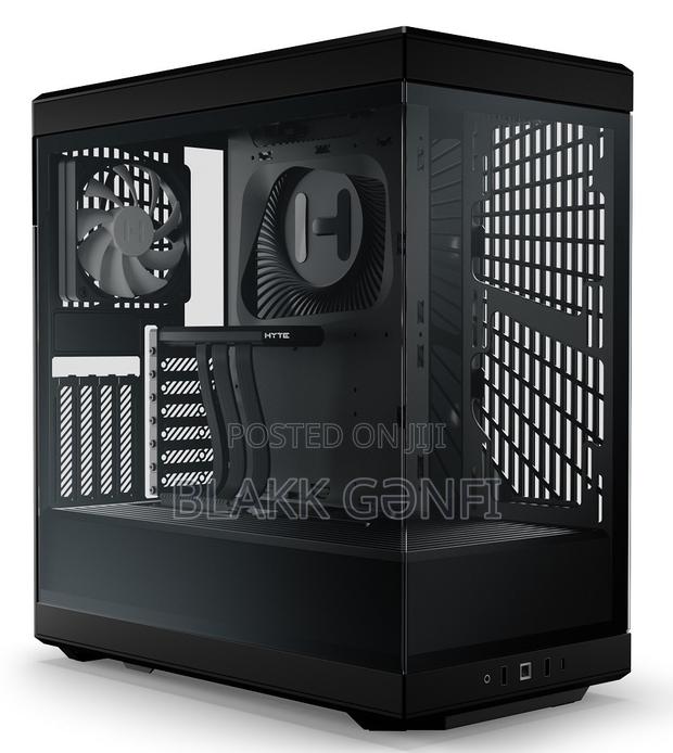 Hyte Y40 Black Gaming Case · Photo 1