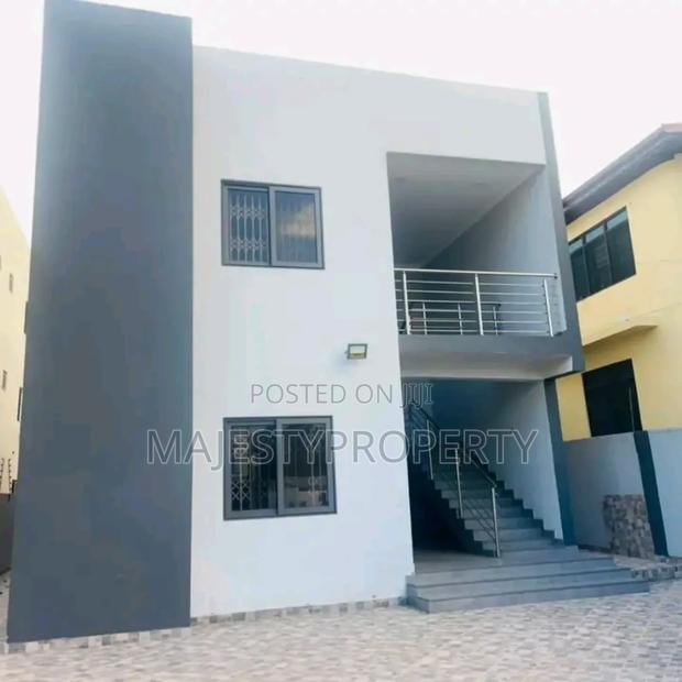 Newly Built 6bedrooms Selfcompound for Rent at Eastlegon · Photo 1