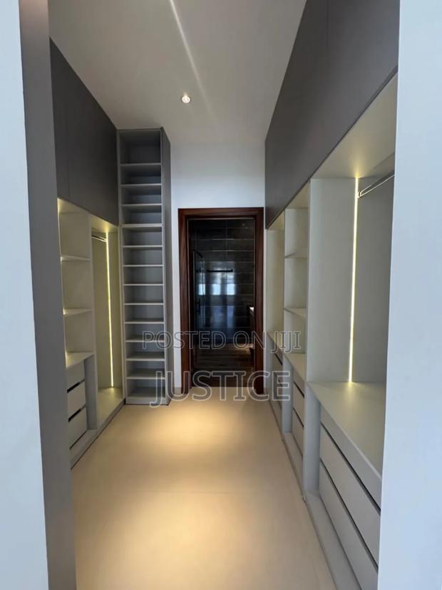 3bdrm House in Sakumono for sale · Photo 2