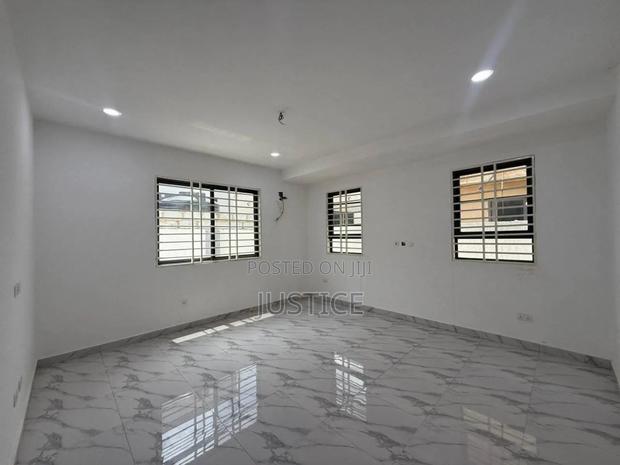 3bdrm House in Sakumono for sale · Photo 5