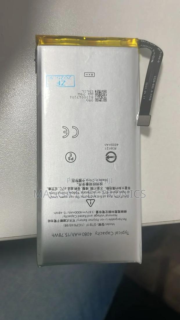 Pixel 5 Battery · Photo 2