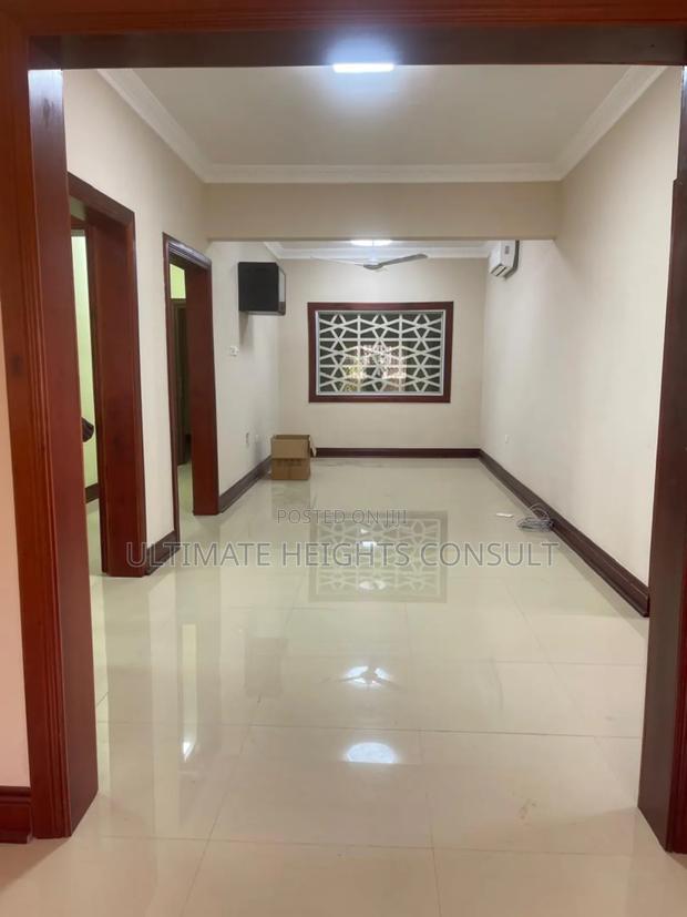 4bdrm House in Tema Community 24 for rent · Photo 8