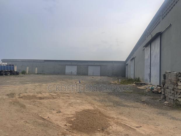 4500 SQM on 5.5 Acers Land for Sale · Photo 3