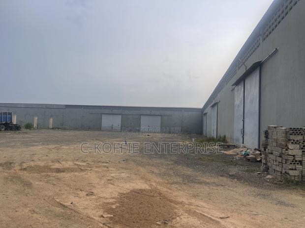 4500 SQM on 5.5 Acers Land for Sale · Photo 2