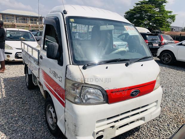 Subaru Mini 2005 White · Photo 6