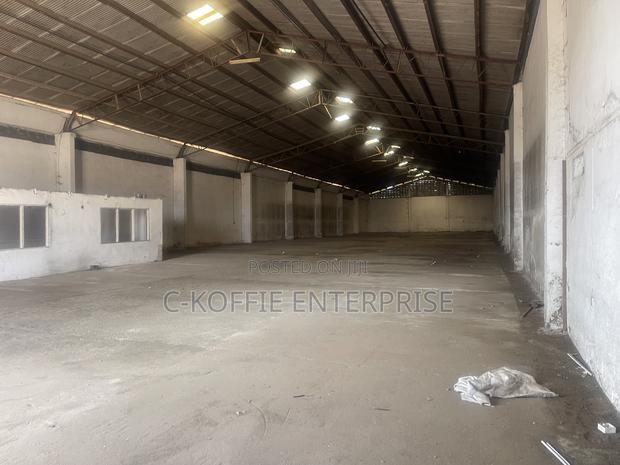 1350 SQM Warehouse for Rent · Photo 5