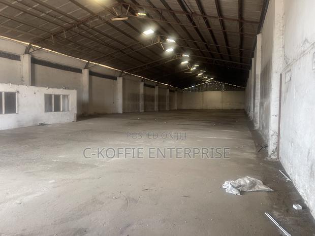 1350 SQM Warehouse for Rent · Photo 1