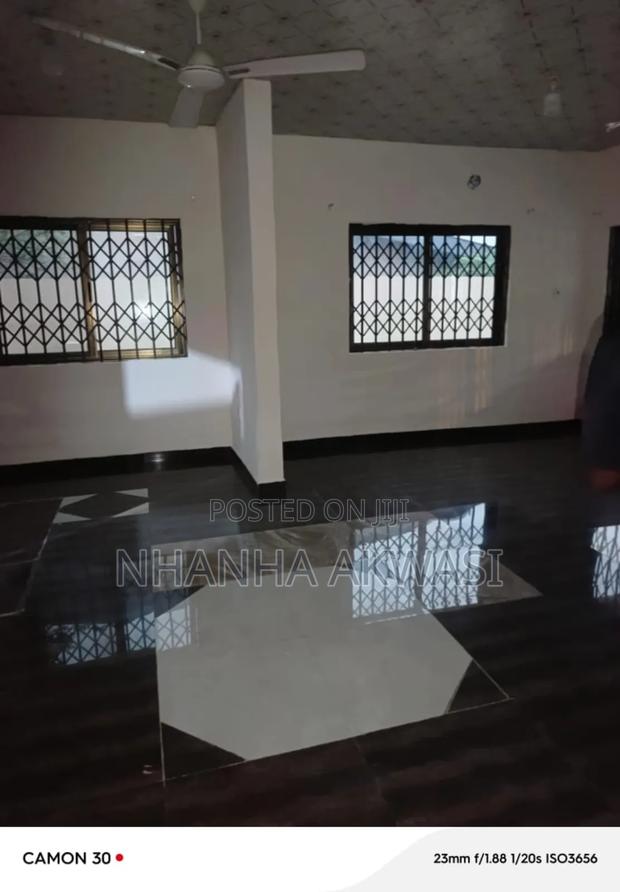 2bdrm House in Spintex, Tema Metropolitan for rent · Photo 4