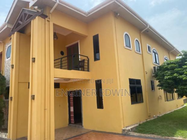 5bdrm House in Trassaco, East Legon for sale · Photo 1