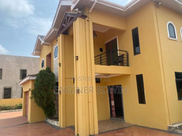 5bdrm House in Trassaco, East Legon for sale · Photo 2