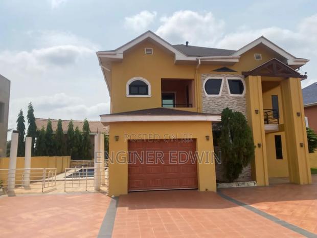 5bdrm House in Trassaco, East Legon for sale · Photo 3