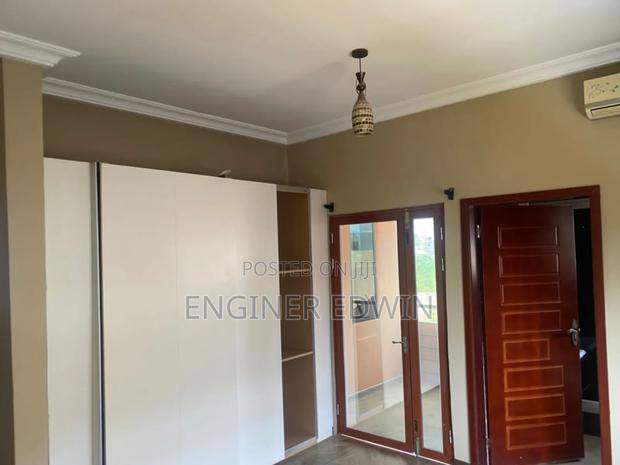 5bdrm House in Trassaco, East Legon for sale · Photo 4