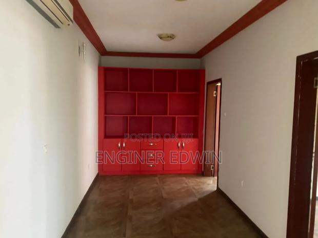 5bdrm House in Trassaco, East Legon for sale · Photo 5