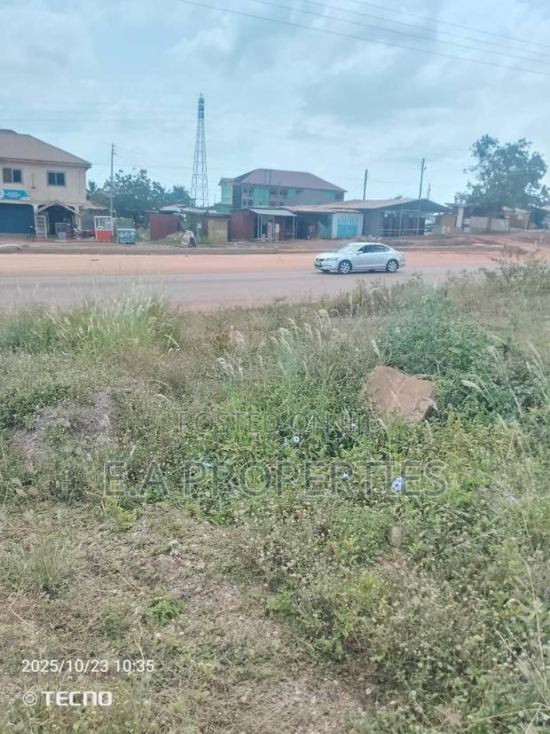 Land for Sale · Photo 4
