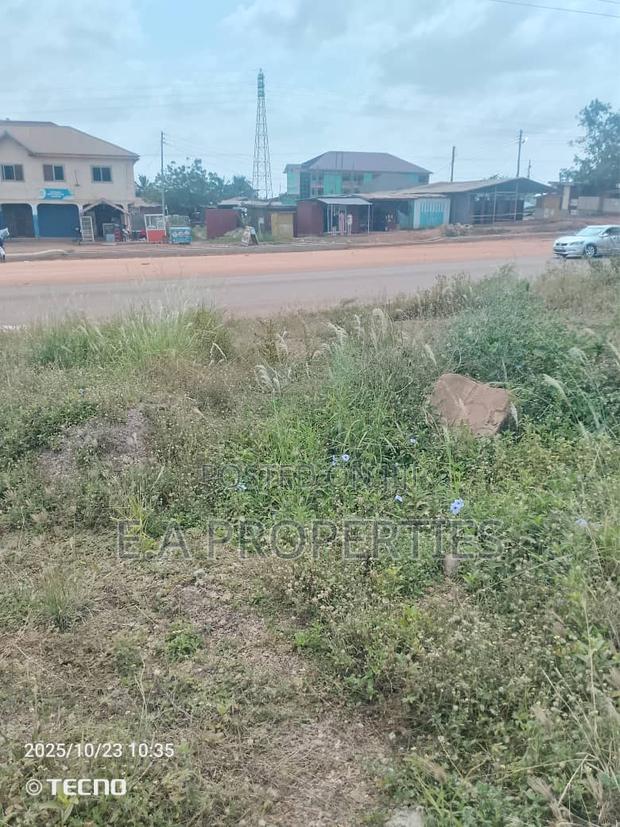 Land for Sale · Photo 8