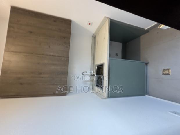 3bdrm Townhouse/Terrace in Community 25, Tema Metropolitan for sale · Photo 4