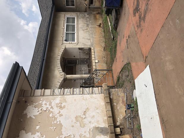 15bdrm House in Mark Estate At, Kumasi Metropolitan for sale · Photo 3