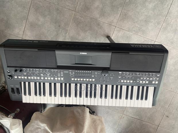 Yamaha PSR Sx600 · Photo 1