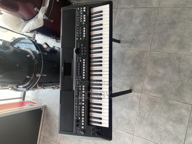 Yamaha PSR Sx600 · Photo 5