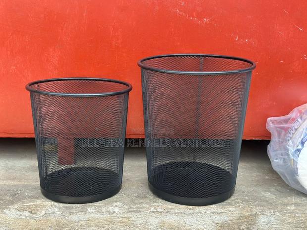 Mesh Dust Bin · Photo 1
