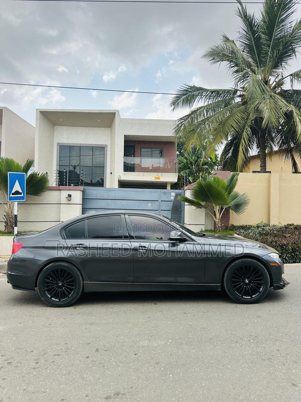 BMW 328i 2014 Gray · Photo 2