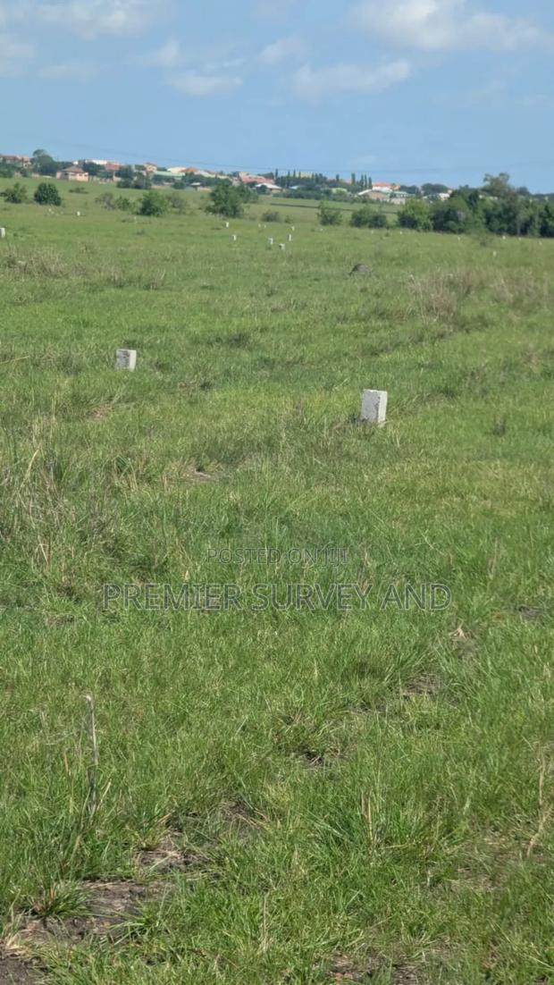 Expert in Land Survey · Photo 2