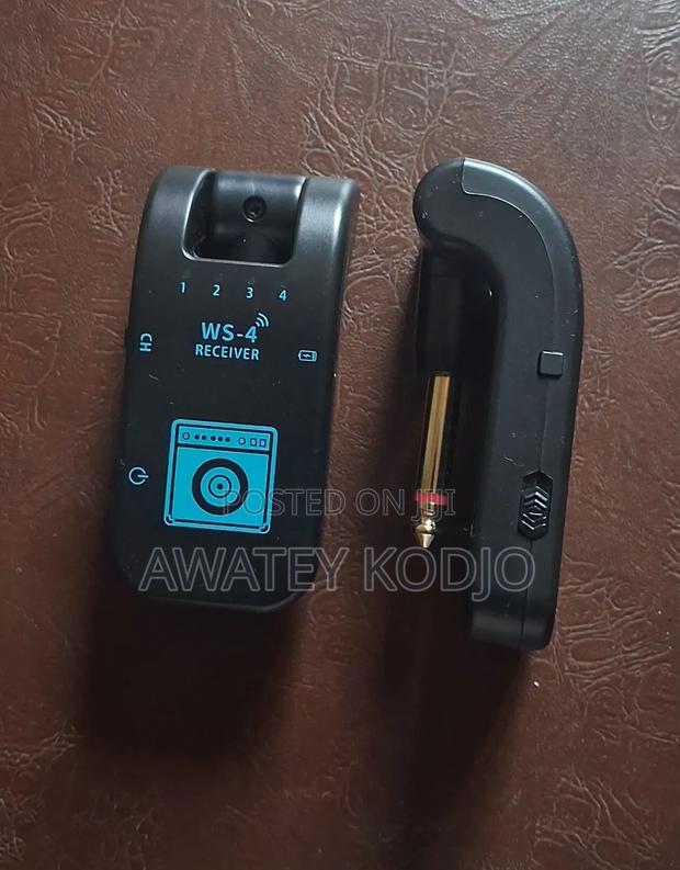 Wireless Guitar Transmitter · Photo 4