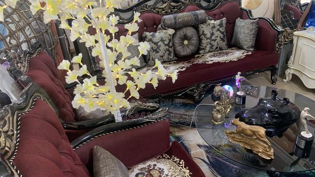 Executive Antique Chair · Photo 2