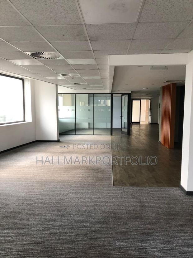 500sqm Office Space Airport City · Photo 5
