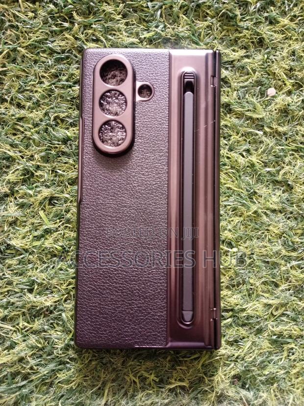 Z Fold 7 , 6, 5 Cases With Pen · Photo 2