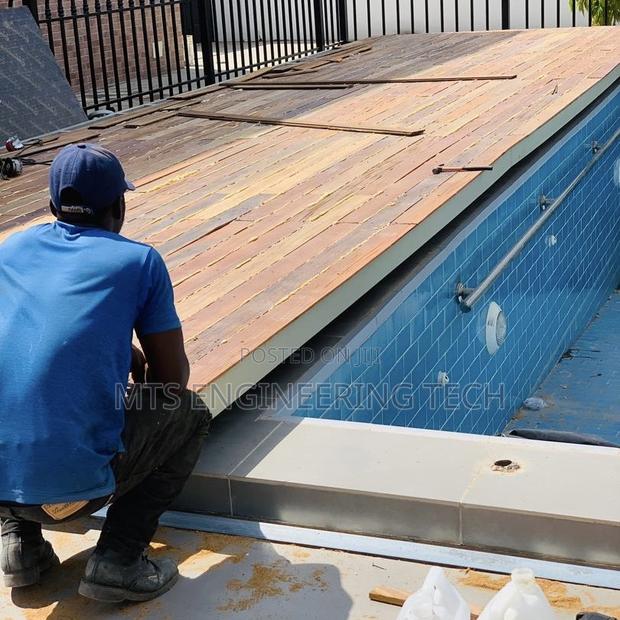 Bi-Slide Automated Pool Cover – Strong, Safe Modern · Photo 4