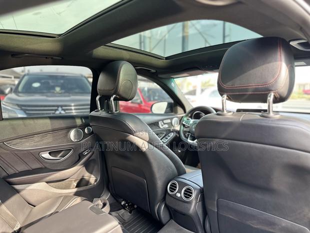 Mercedes-Benz C43 2018 Black · Photo 7