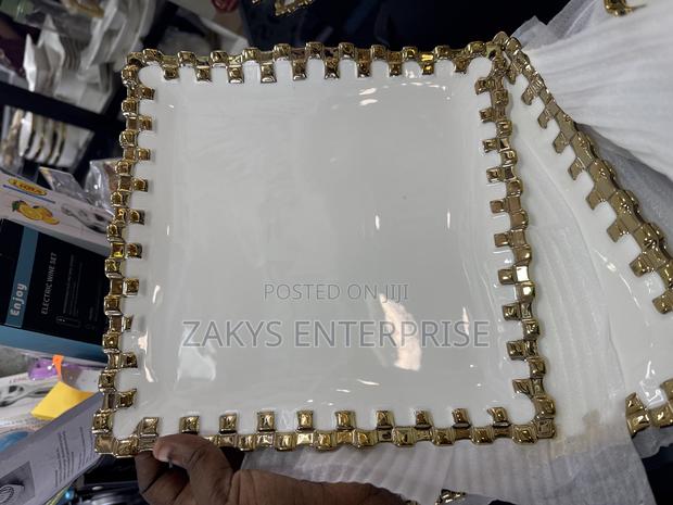 Luxury Square Ceramic Plates 2pcs · Photo 1
