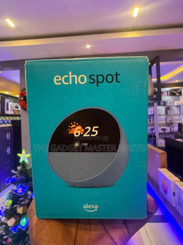 Amazon Echo Spot With Color Display · Photo 1