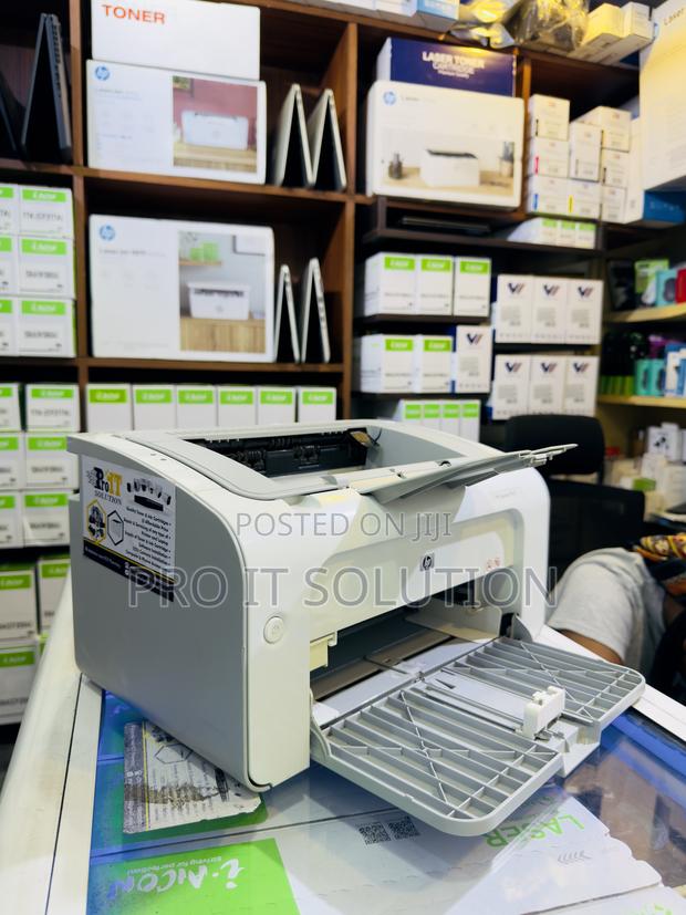 Hp Laserjet P1102 · Photo 3