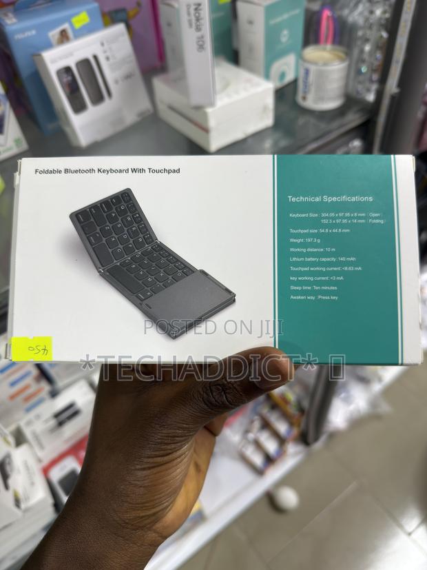 Foldable Wireless Keyboard · Photo 1
