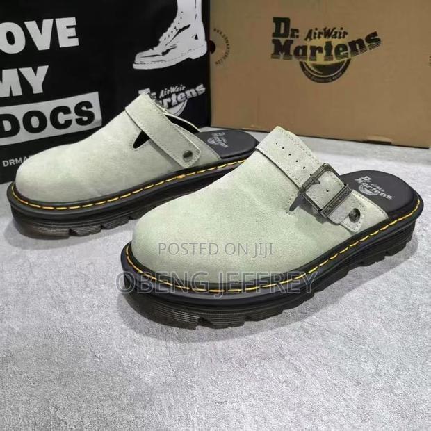 Original Dr Martens Half Shoe in Colours · Photo 3