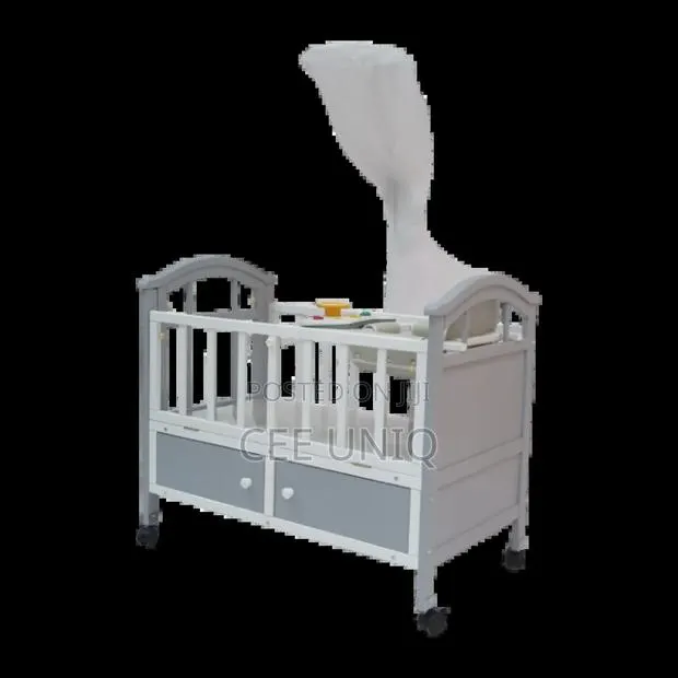 Elegance Baby Wooden Cot · Photo 1