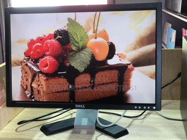 Dell Monitor · Photo 3