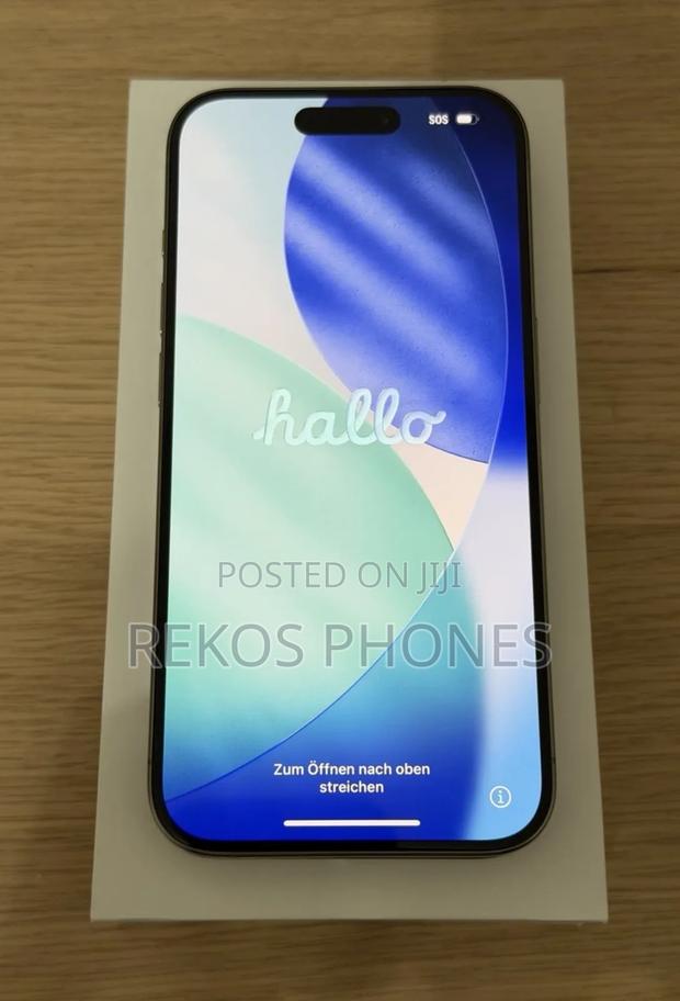 New Apple iPhone 15 Pro 256 GB Gray · Photo 3