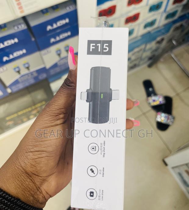 F15-2 Wireless Microphone · Photo 3