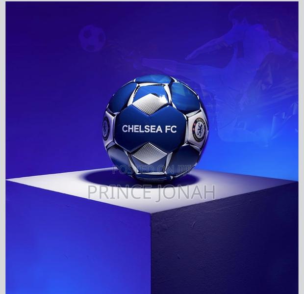 Chelsea F.C. Football Soccer Ball for Adults Teenagers Kids Training · Photo 2