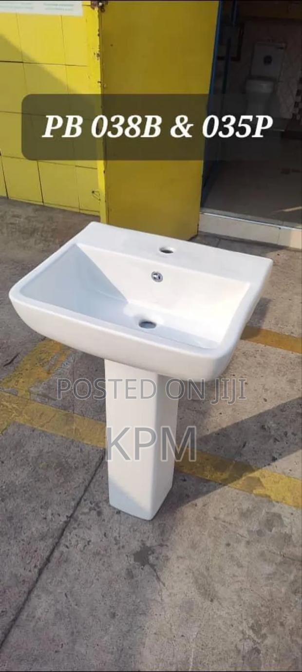 Square Basin · Photo 1