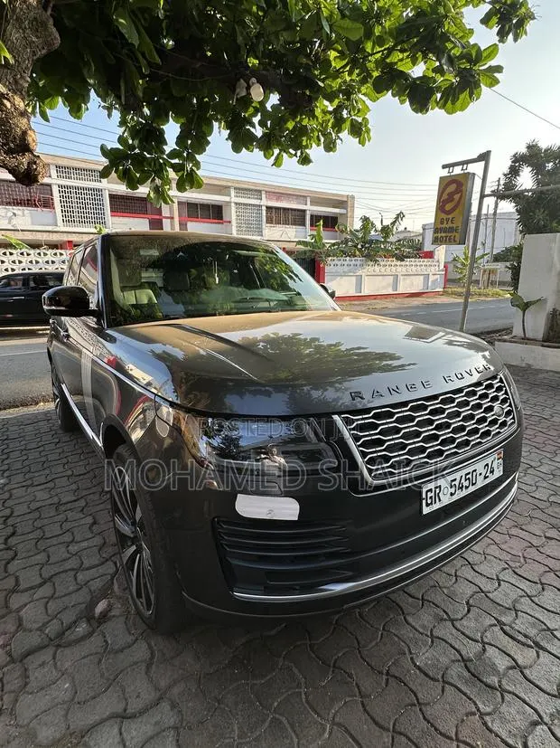 Land Rover Range Rover Vogue 2021 Gray · Photo 1