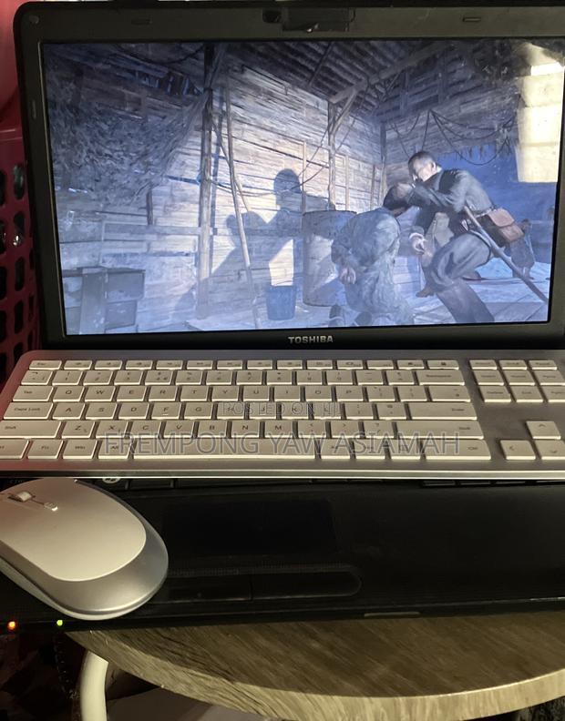 Laptop Toshiba 8GB Intel Core i5 SSD 128GB · Photo 3