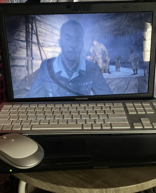 Laptop Toshiba 8GB Intel Core i5 SSD 128GB · Photo 2