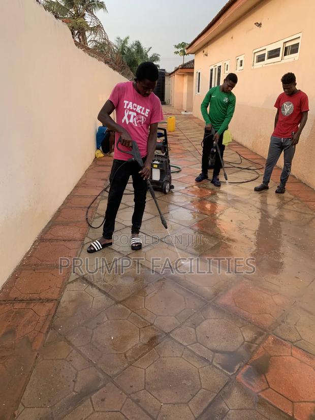 Compound Floor Cleaning · Photo 1